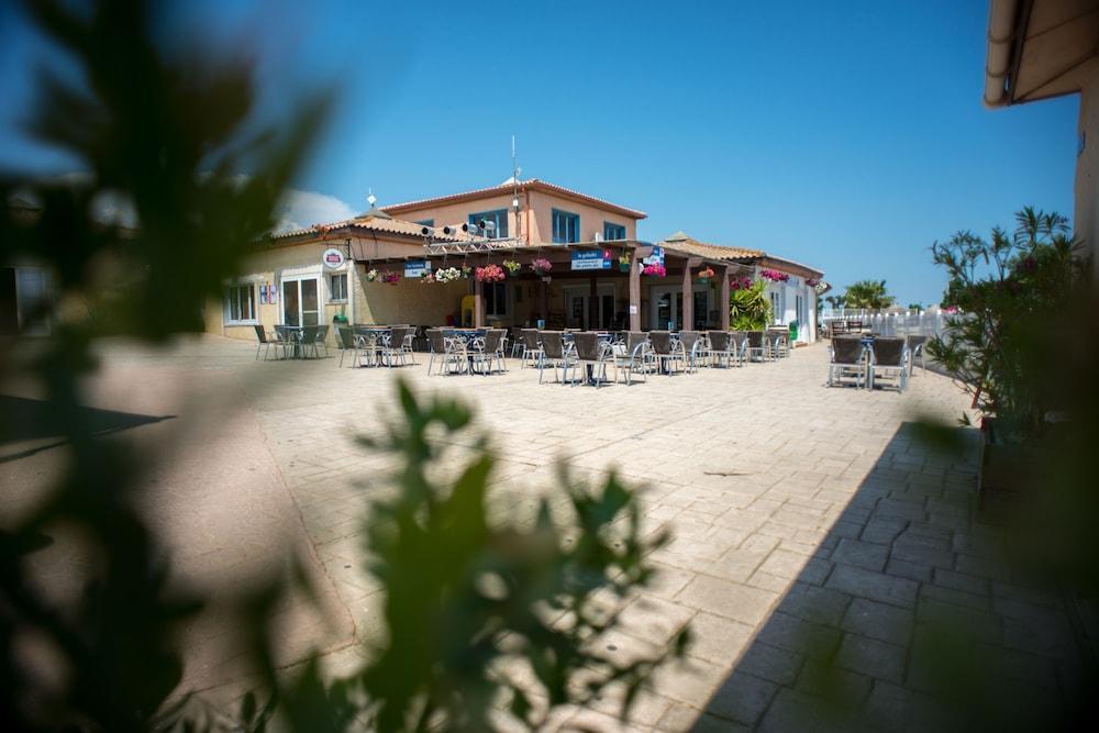 Les Sables Du Midi Hotel Serignan Exterior photo