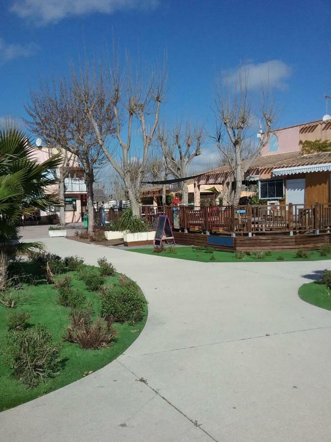 Les Sables Du Midi Hotel Serignan Exterior photo